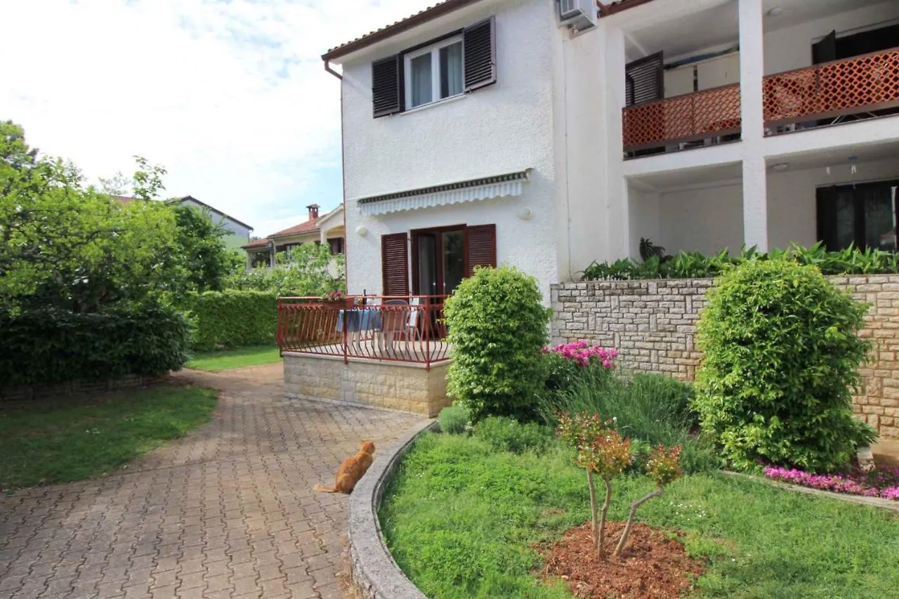 Apartment In Porec/Istrien 10068